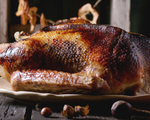 Gebratene Gans mit Maronifüllung