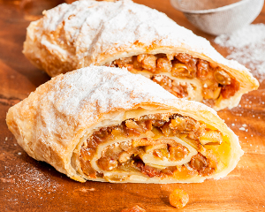 Wiener Apfelstrudel