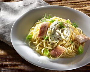 Spaghettini mit geräucherter Lachsforelle