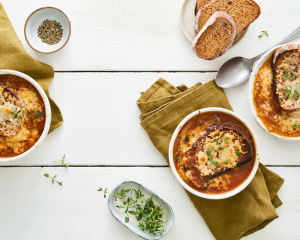 Überbackene Zwiebelsuppe