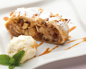 Altwiener Apfelstrudel