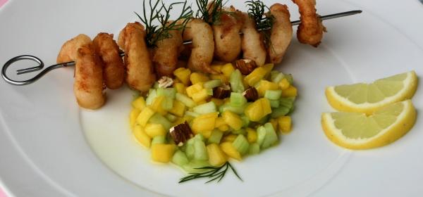 Garnelen im Prosecco-Teig mit Mango-Gurken-Salsa