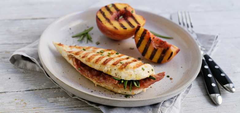 Gegrillte Hühner- Saltimbocca mit Wedges & Pesto