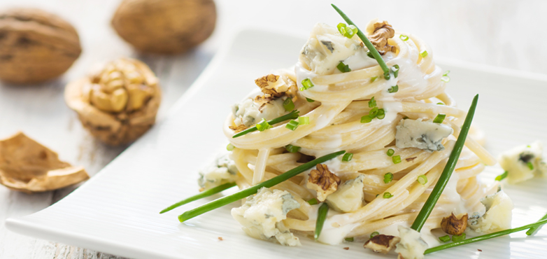 Spaghetti mit Gorgonzola Nuss Sauce