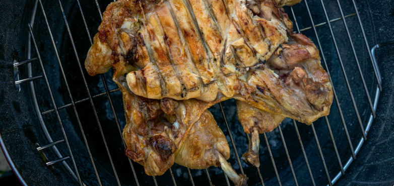 Butterfly-Hendl mit Erdäpfel-Pilz-Gröstl 