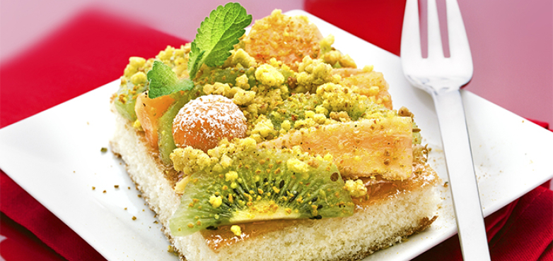 Exotischer Früchtekuchen mit Currystreusel