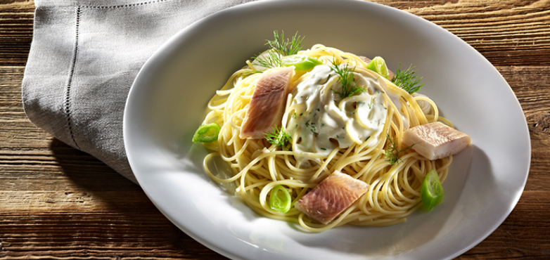 Spaghettini mit geräucherter Lachsforelle