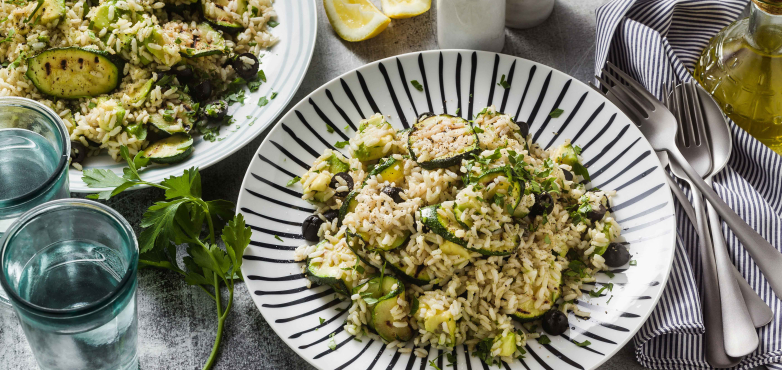 Reissalat mit Zucchini