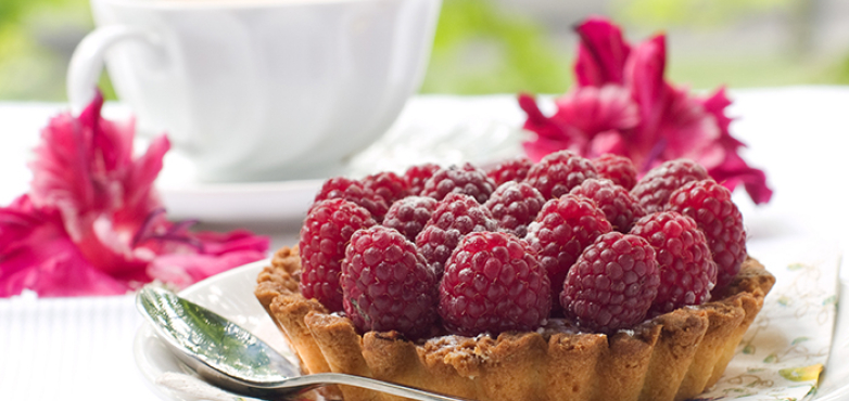 Törtchen mit Himbeeren