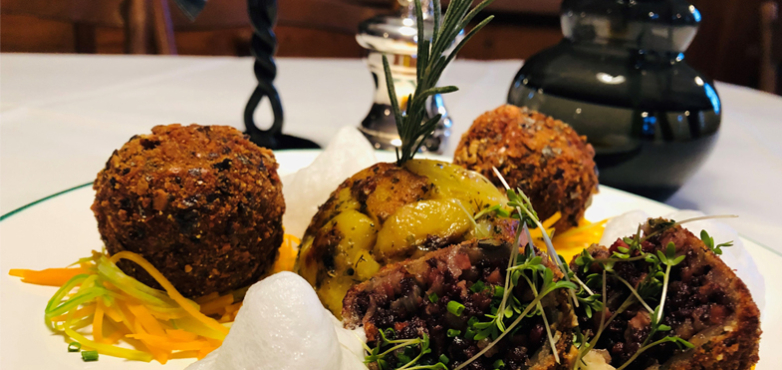 Blunz´n-Knödel auf Kürbisgemüse